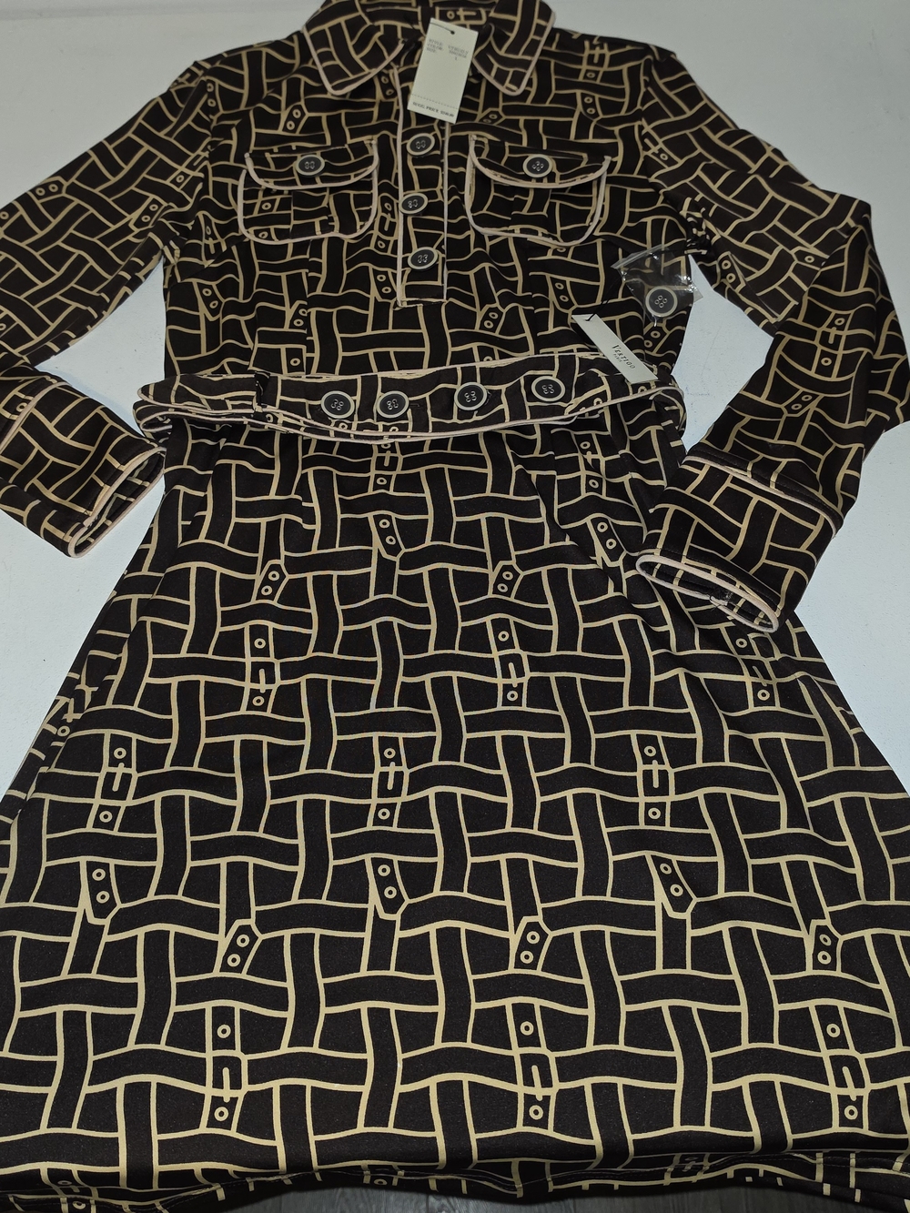 Vertigo Paris Long-Sleeve Geometric Dress in Brown & Cream
